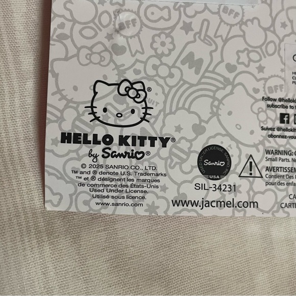 Sanrio Hello Kitty Face Pave 3D Bling Key Chain Silver Finish 2025 - Picture 9 of 12